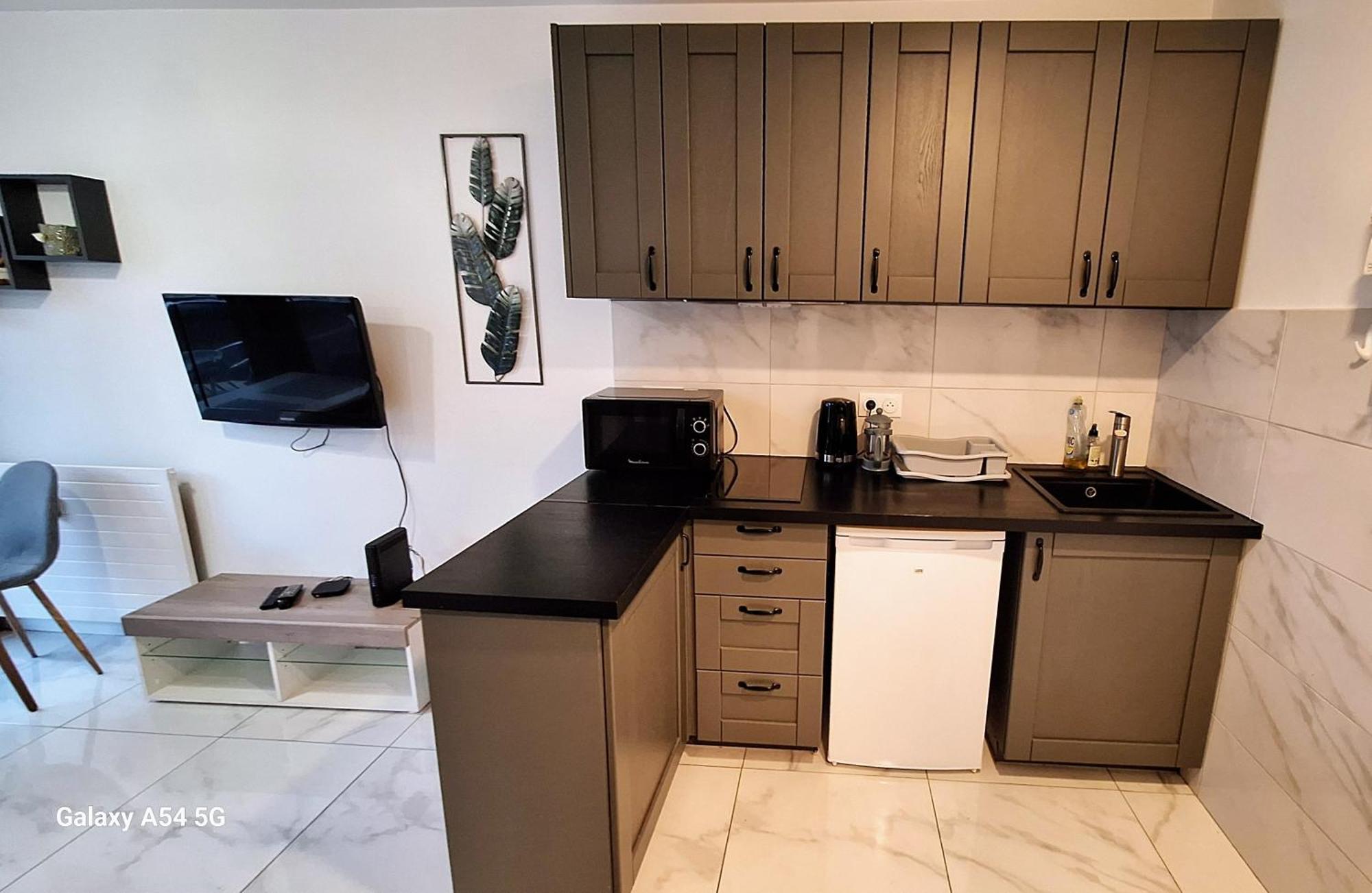 Apartmán Cosy Studio 200 M From Nice Beach & Promenade Des Anglais Exteriér fotografie